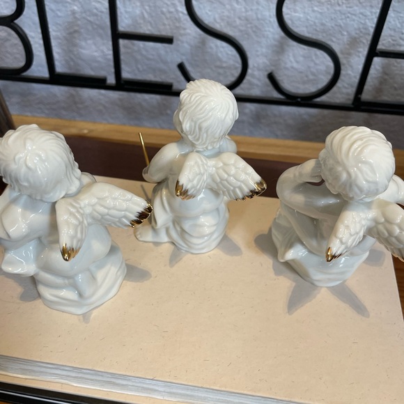 Vintage Mikasa Porcelain Angels set - Picture 11 of 11